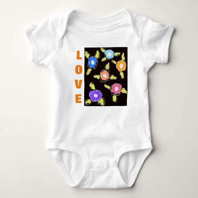 En Flicka flödade en Biet T Shirt (Framsida)