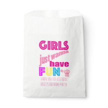 En flicka från PASADENA Logotyp