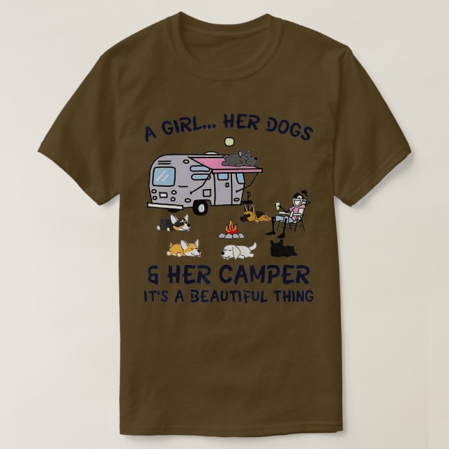En flicka i hennes Hundar och hennes Camper Funny  T Shirt (Design framsida)