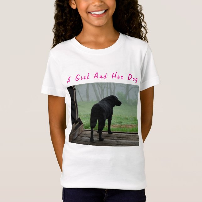 En flicka och hennes Hund T Shirt (Framsida)