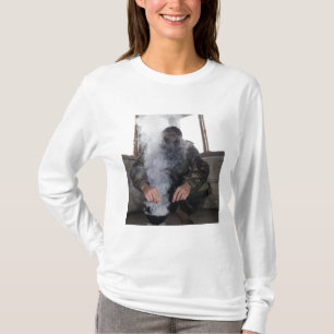 En flotta fyller gasakammaren med mer CS gasar Tee Shirt