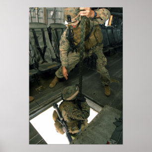 En flotta överför en med- flotta besegrar helvetet poster