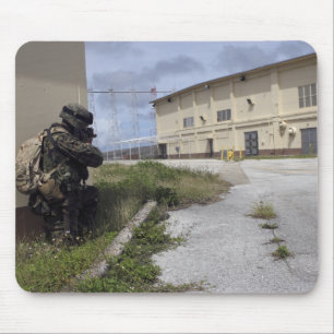 En flotta postar säkerhet musmatta