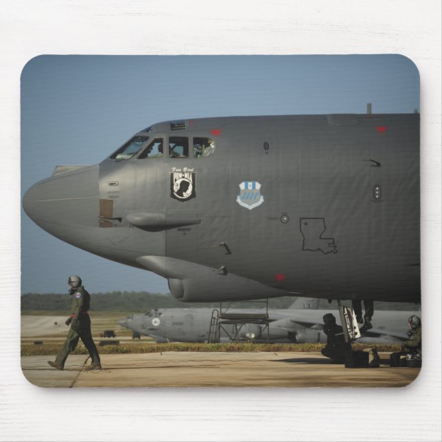 En flygbesättning från Förenta staternas Luft Forc Musmatta (Framsidan)