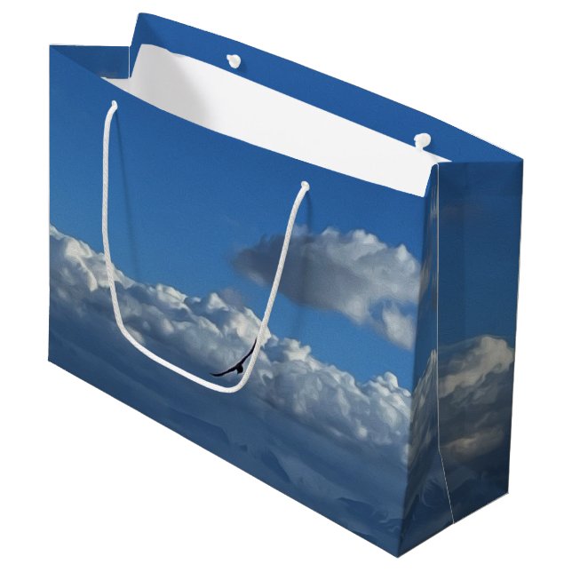 En flygning under molnen (Framsidan Vinklad)