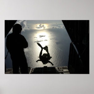 En flygvapenpararescueman poster