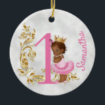 En första födelsedag Personlig afrikansk amerikan Julgransprydnad Keramik<br><div class="desc">Den här designen skapades genom digital grafik. Det kan vara personlig i det område som tillhandahålls eller anpassas genom att ändra fotot eller lägga till ditt eget ord. Kontakta mig på colorflowcreations@gmail.com om du vill ha denna design på en annan produkt. Se fler av mina skapelser eller följ mig på...</div>