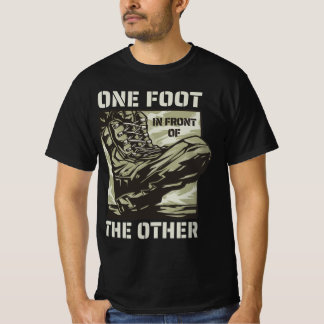En fot framför den andra - Militärslottet T Shirt