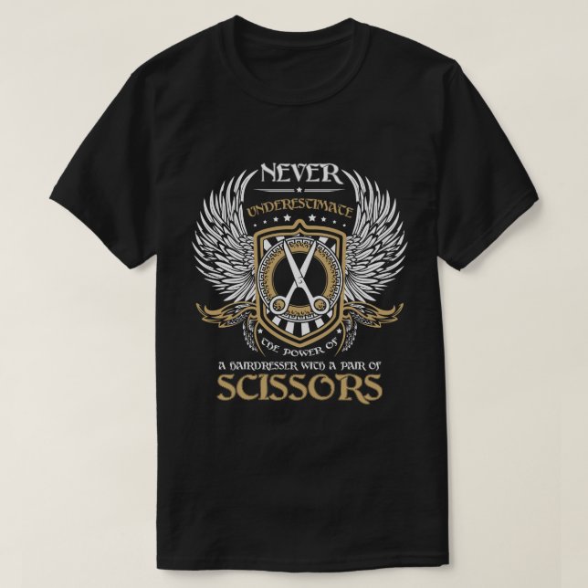 En frisör med en para av sax t shirt (Design framsida)