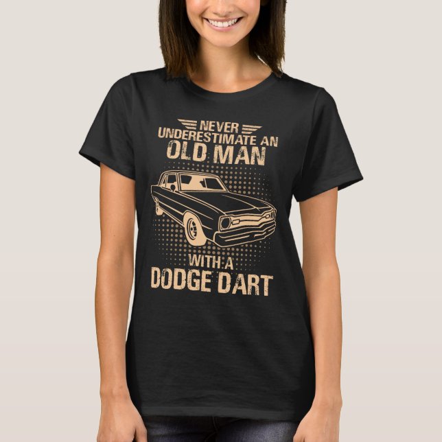 En gammal man Dodge Dart 73 T Shirt (Framsida)