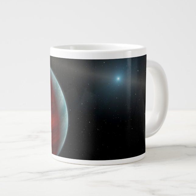 En gasgiantplanet runt en vit dvärgstjärna. jumbo mugg (Framsida höger)