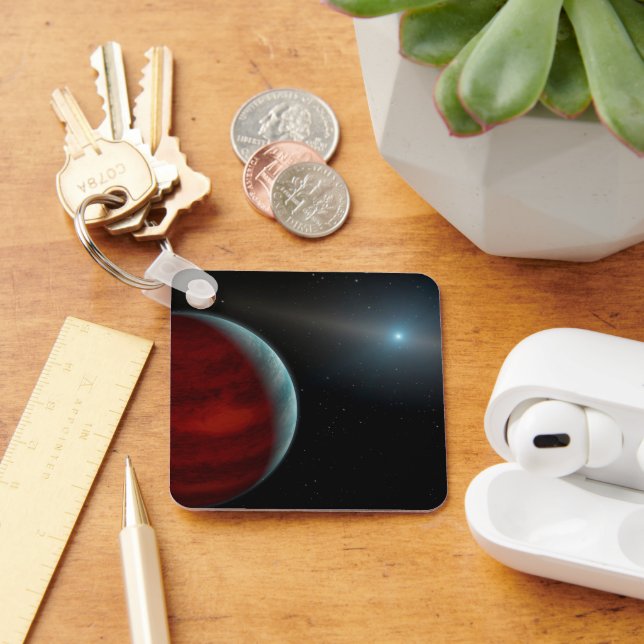 En gasgiantplanet runt en vit dvärgstjärna. nyckelring (Skrivbord)