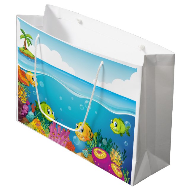 En gift-flagga med vattencharm (Framsidan Vinklad)