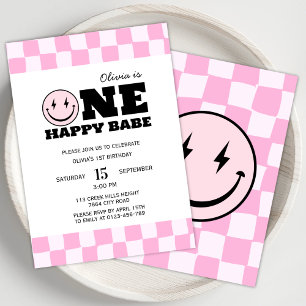En glad babe Pink Girls Birthday-inbjudan Inbjudningar