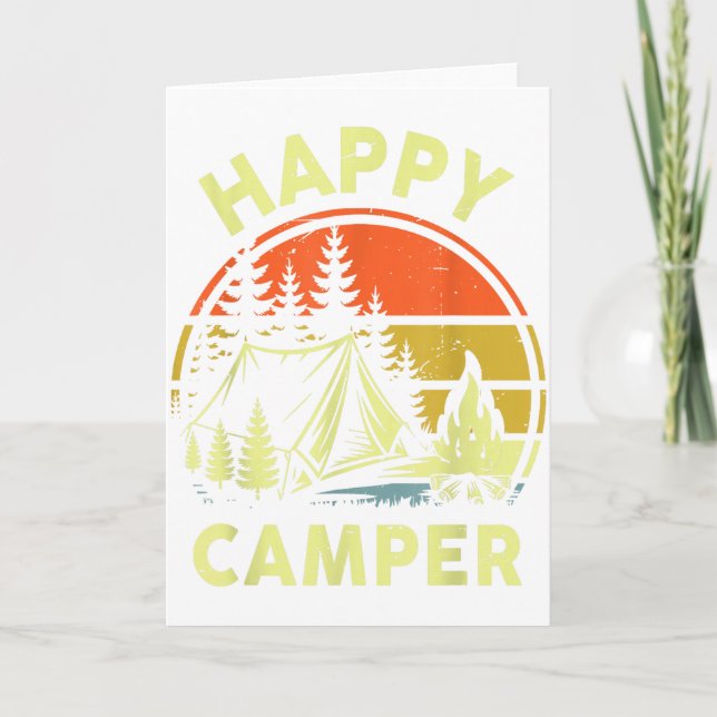 En Glad Campare Småpojke Rolig Camping Lägereld Kort (Framsida)