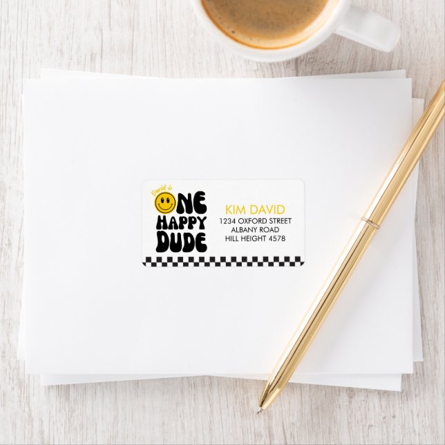 En glad kille Glad ansikte pojke 1-årsdag Adressetikett (Insitu)