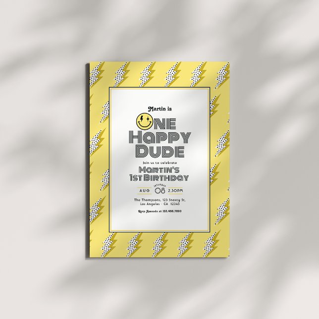 En Glad Kille Retro Första Födelsedagsfest Inbjudningar (One Happy Dude Retro 1st Birthday Party Invitation)