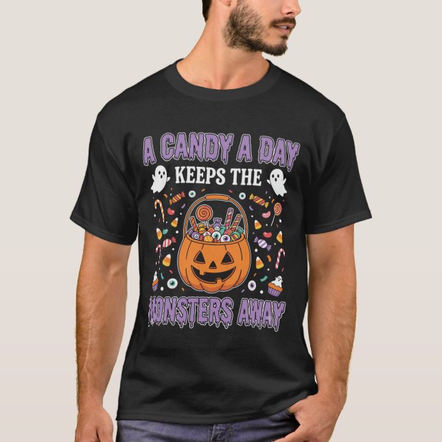 En Godis Om Dagen Halloween T Shirt Design (Framsida)