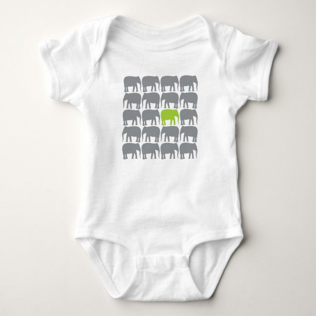 En Grönt Elephant i Herd Shirt T-shirt (Framsida)