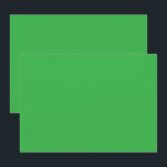 en grönt med vit gräns inbjudningar<br><div class="desc">Bilden är en ljusblå kvadrat med ett jämnt färg och ett jämnt struktur. Det står mot bakgrunden med en slående visuell kontrast.</div>