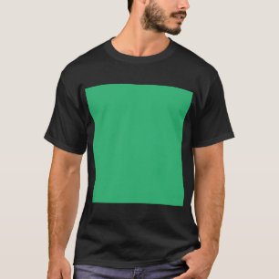 en grönt med vit gräns t shirt