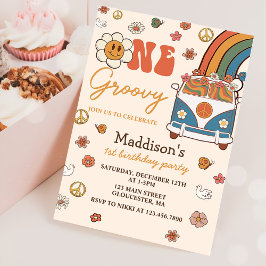 En Groovy Retro Rainbow 1:a födelsedagen Party Inbjudningar