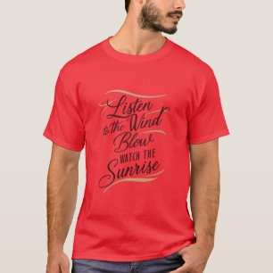 En häpnadsväckande biet av ord-konst med en haron t shirt