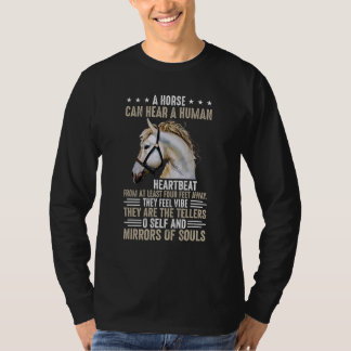 En häst kan höra en människas hjärtslag från minst t shirt