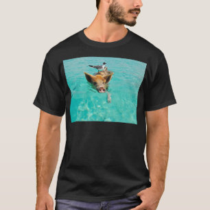 En havsfiskmås och en gris tee shirt