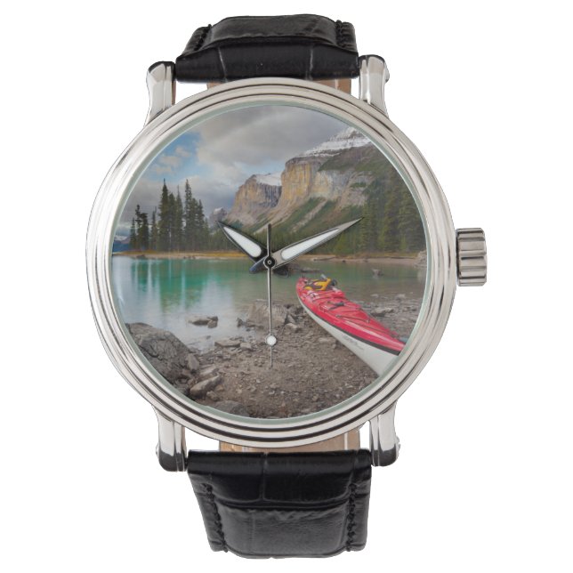 En havskayak i land vid Spirit Island Armbandsur (Framsida)