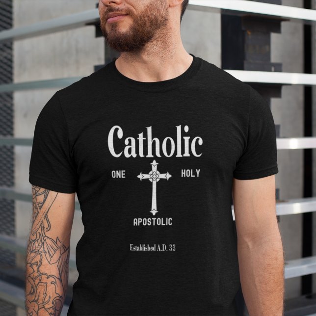 En Heliga katolsk apostolisk kyrka, traditionell T Shirt (Skapare uppladdad)