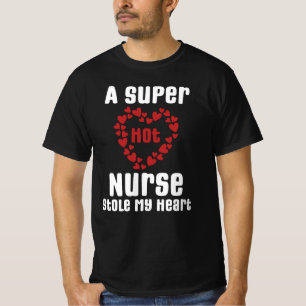En Hett sjuksköterska slår mitt hjärta och säger g T Shirt