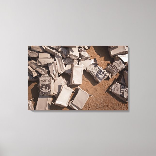 En hög av Måltider Redo till mat Canvastryck (Framsida)