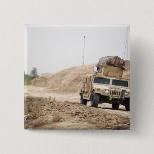 En Humvee förar säkerhet Knapp