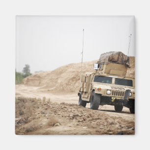 En Humvee sköter säkerheten Magnet