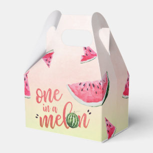 En i en första födelsedag för melonvattenmelon presentaskar