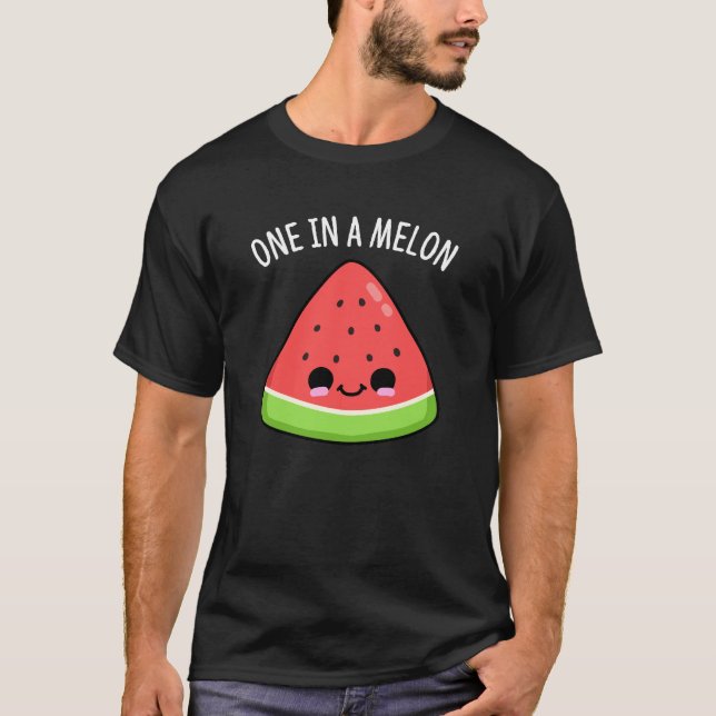 En i Melon Funny Watermelon Pun Mörk BG T Shirt (Framsida)