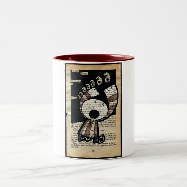 En ilsken tystnad…, Den ljusbruna trumman Två-Tonad Mugg (Center)