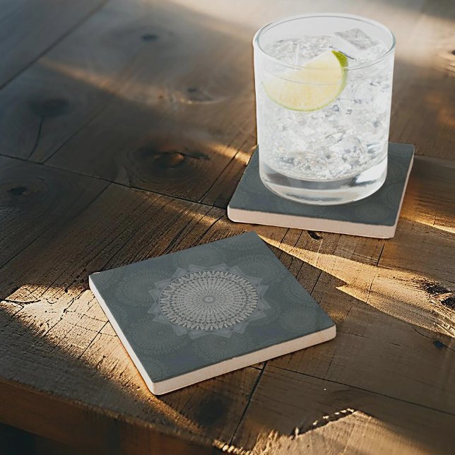 En inledande av den blå masscirkeln stenunderlägg (Skapare uppladdad)