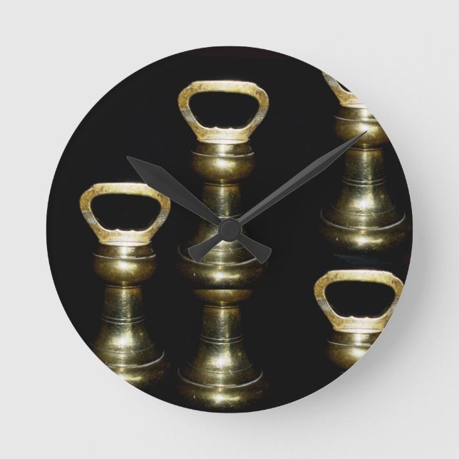 En irländsk design - Brass-samlingen Rund Klocka (Framsida)