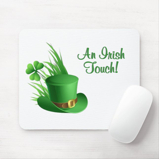 En irländsk touch Leprechaun nejlika hatt i gräs Musmatta (Med mus)