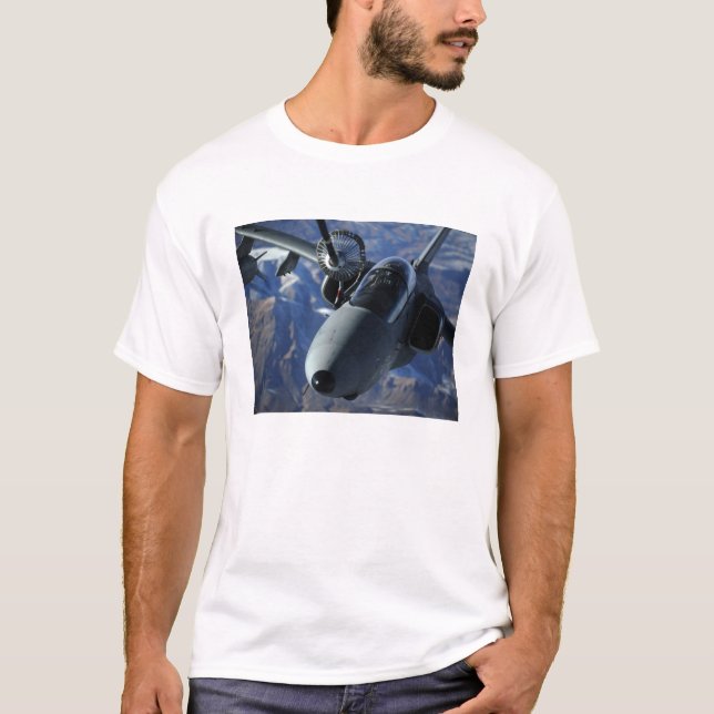 En italiensk AMX är skyddad av en KC-10A Extender Tee Shirt (Framsida)