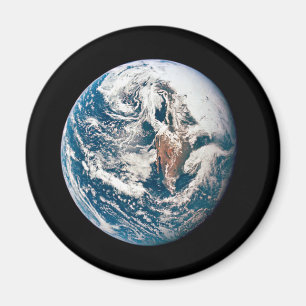 En jord tagen från Apollo 10-rymdfarkosten. Magnet