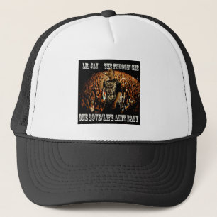En Kärlek/en liktydig liten hatt Keps