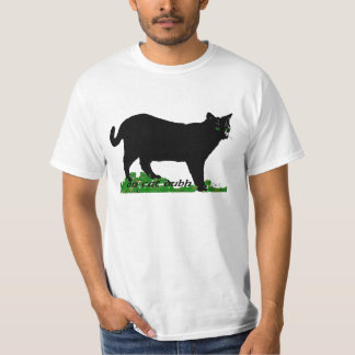 En kattDubh (den svart katten) irländare T-shirt