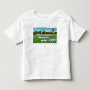 En klänningparad, Cadetmusikband i avståndet Tee Shirt