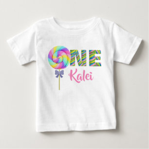 En klubbaanpassningsbar t shirt