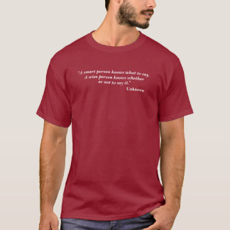 En kluring Vs. Ett klokt personcitationstecken T Shirt