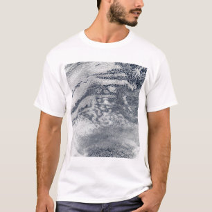 En knyta kontakt av moln över Stilla havet T-shirt