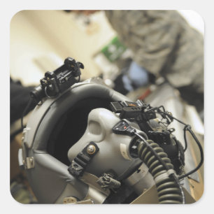 En komplett hjälm till flygbesättningen fyrkantigt klistermärke